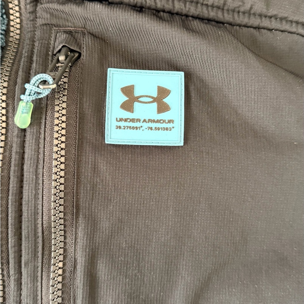 Under Armour Men’s Navy Blue Fleece Jacket with Black Panels - Picture 7 of 8